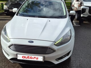 2017 Ford Focus III Рестайлинг, белый, 800000 рублей, вид 1