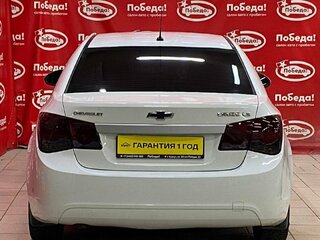 2012 Chevrolet Cruze I, белый, 700000 рублей, вид 3