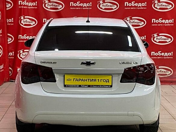 2012 Chevrolet Cruze I, белый, 699000 рублей - вид 2