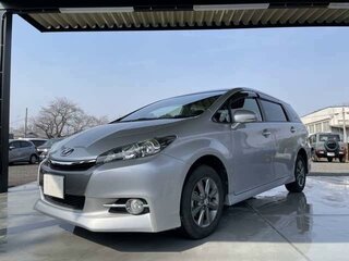 2017 Toyota Wish II Рестайлинг, серебристый, 1099000 рублей, вид 2