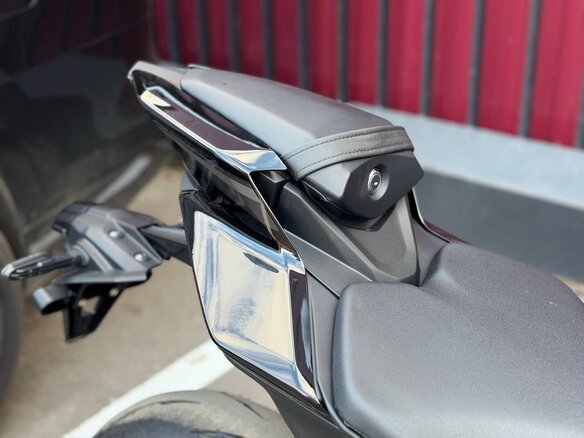 2026 Yamaha YZF-R9, чёрный, 1530000 рублей - вид 7