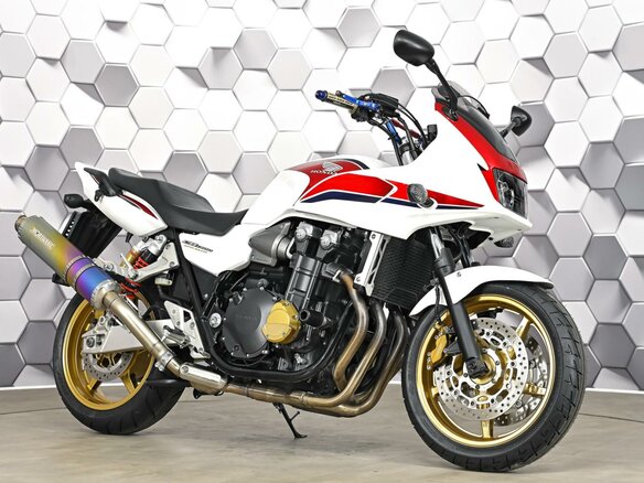 2012 Honda CB 1300, белый, 677000 рублей