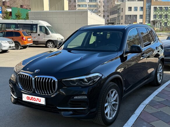 2019 BMW X5 30d IV (G05/G18), чёрный, 6025000 рублей