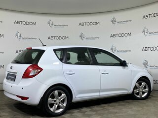 2011 Kia Ceed I Рестайлинг, белый, 794700 рублей, вид 2