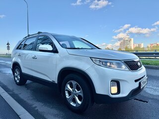 2017 Kia Sorento II Рестайлинг, белый, 1890000 рублей, вид 4