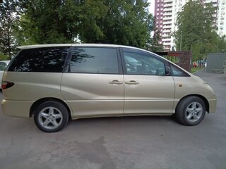 2002 Toyota Previa II (XR30, XR40), золотистый, 690000 рублей, вид 2