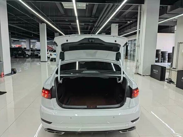 2022 Volkswagen Sagitar III, белый - вид 12
