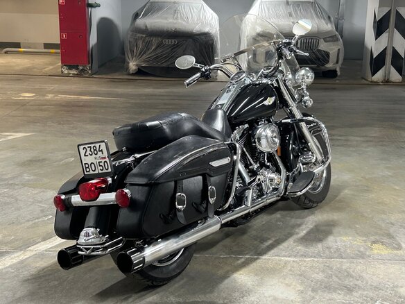 2003 Harley-Davidson Road King, чёрный, 600000 рублей - вид 3