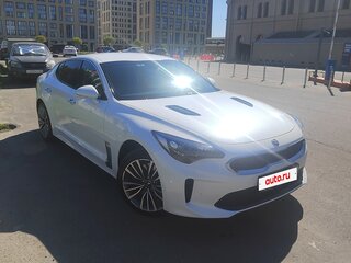 2019 Kia Stinger I, белый, 2690000 рублей, вид 4