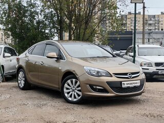 2013 Opel Astra J Рестайлинг, бежевый, 509000 рублей, вид 3