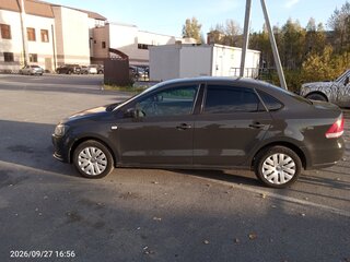 2014 Volkswagen Polo V, серый, 810000 рублей, вид 5