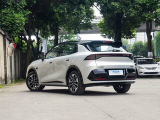 2025 Changan Qiyuan Q05 51.9 kWh II, серебристый, 2300000 рублей, вид 5