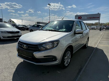 2026 Lada (ВАЗ) Granta I Рестайлинг, серебристый, 1037000 рублей, вид 1