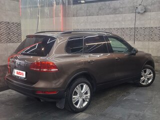 2012 Volkswagen Touareg II, коричневый, 1700000 рублей, вид 3