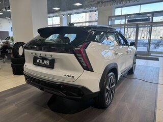 2026 Geely Atlas II, белый, 4119990 рублей, вид 5