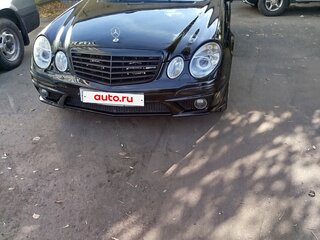 2002 Mercedes-Benz E-Класс 240 III (W211, S211), чёрный, 750000 рублей, вид 2
