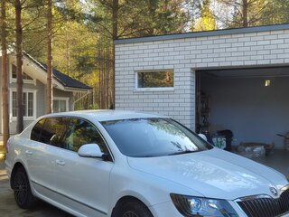 2014 Skoda Superb DSG II Рестайлинг, белый, 1350000 рублей, вид 2