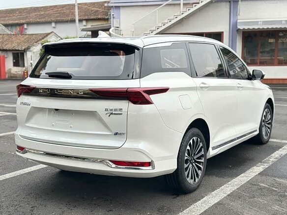 2023 Wuling Victory, белый, 1070000 рублей - вид 2