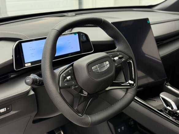 2026 Geely Cityray, серебристый, 3384990 рублей - вид 11