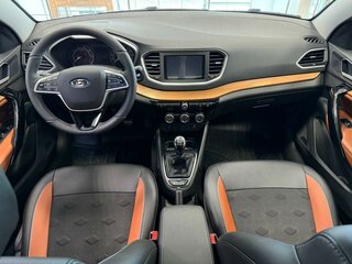2026 Lada (ВАЗ) Vesta Cross I Рестайлинг (NG), чёрный, 2131000 рублей, вид 5