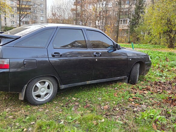 2004 Lada (ВАЗ) 2112, чёрный, 170000 рублей - вид 1