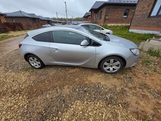 2012 Opel Astra GTC J Рестайлинг, серебристый, 650000 рублей, вид 4