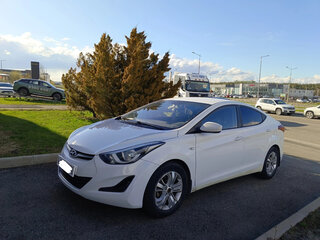 2014 Hyundai Elantra V (MD) Рестайлинг, белый, 900000 рублей, вид 1