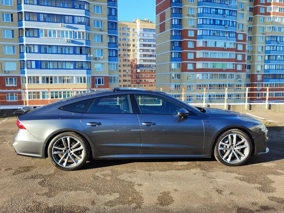 2021 Audi A7 55 TFSI II (4K), серый, 6200000 рублей - вид 10