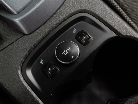 2011 Ford Focus III, серебристый, 1000000 рублей - вид 17