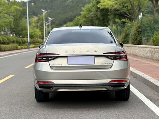 2023 Skoda Superb III Рестайлинг, бежевый, 2070700 рублей, вид 5
