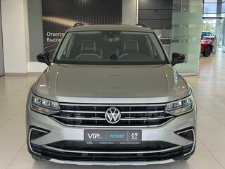 2022 Volkswagen Tiguan II Рестайлинг, серый, 2947000 рублей, вид 2