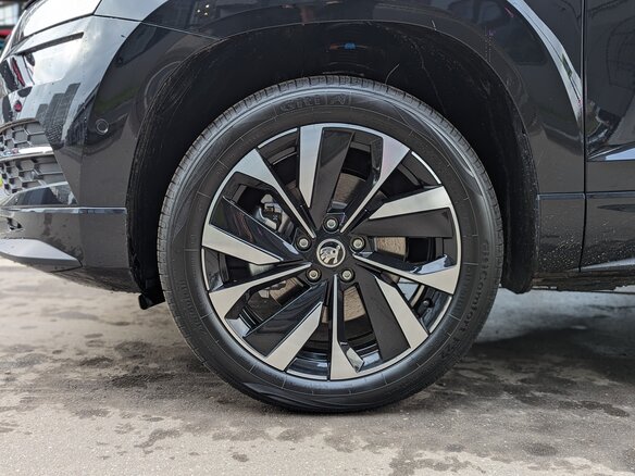 2026 Skoda Karoq DSG7 I, чёрный, 3160000 рублей - вид 30