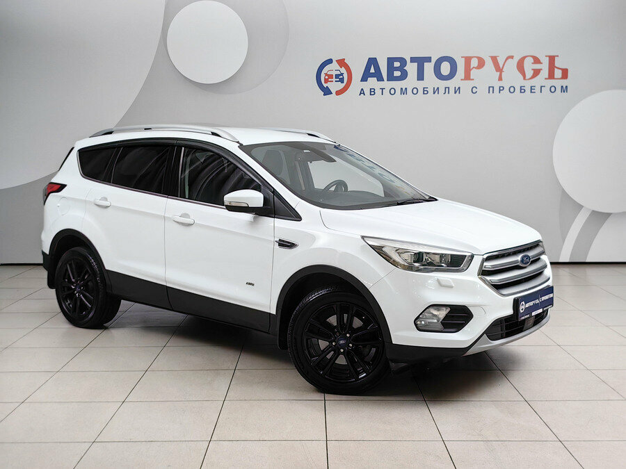 Открыть фотографии: Ford Kuga II Рестайлинг