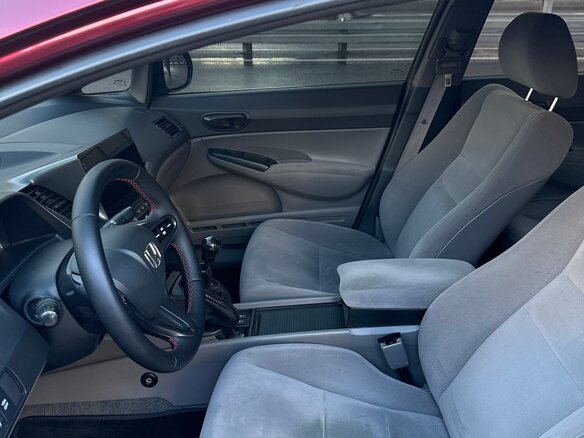2008 Honda Civic VIII, красный - вид 13