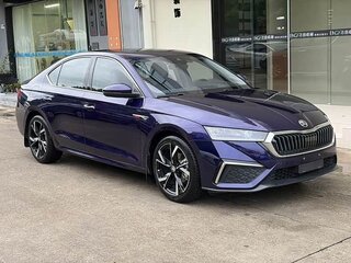 2023 Skoda Octavia IV (A8), фиолетовый, 2100100 рублей, вид 3