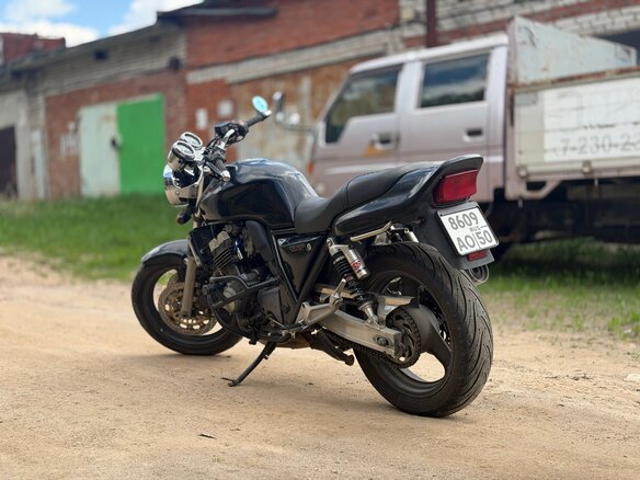 1996 Honda CB 400 Super Four, чёрный, 300000 рублей - вид 2