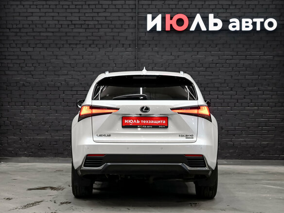 2019 Lexus NX 200 I Рестайлинг, белый, 3650000 рублей - вид 5