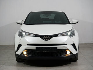 2018 Toyota C-HR I, белый, 1895000 рублей, вид 3