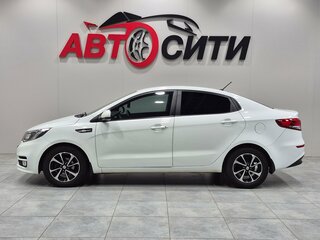 2016 Kia Rio III Рестайлинг, белый, 1161000 рублей, вид 4