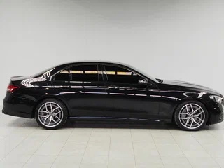 2021 Mercedes-Benz E-Класс 220 d V (W213, S213, C238), чёрный, 4014000 рублей, вид 4