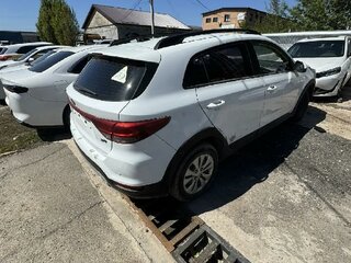 2019 Kia Rio X-Line IV, белый, 834200 рублей, вид 4