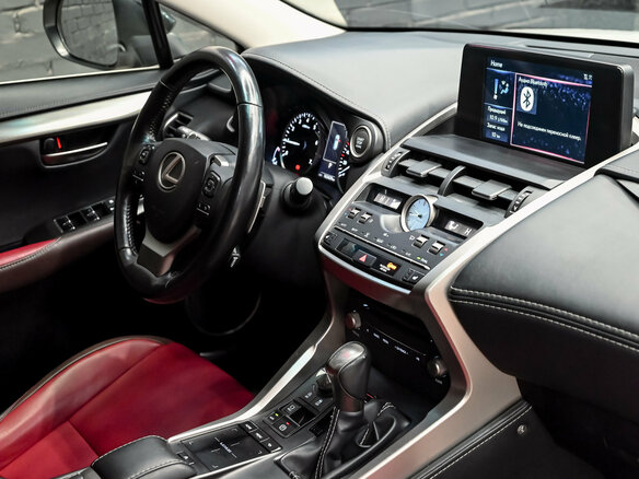 2019 Lexus NX 200 I Рестайлинг, белый, 3650000 рублей - вид 18