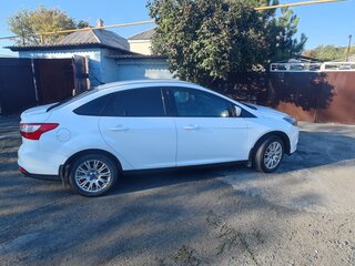 2012 Ford Focus III, белый, 970000 рублей, вид 4
