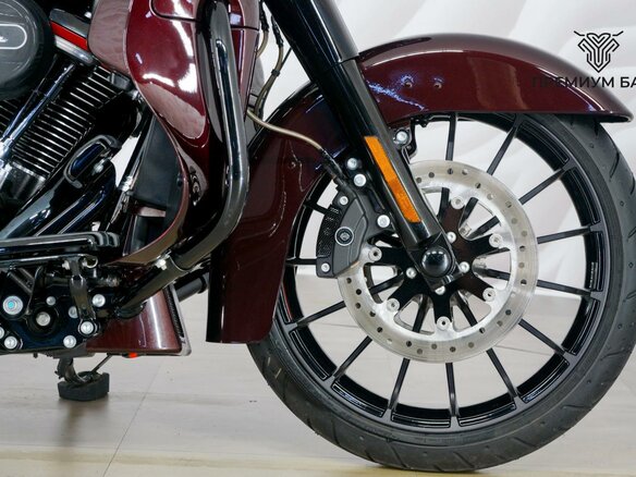 2018 Harley-Davidson CVO Street Glide, красный, 2599000 рублей - вид 10