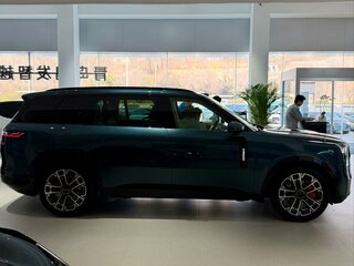 2026 Lynk & Co 900, синий, 9900000 рублей, вид 4