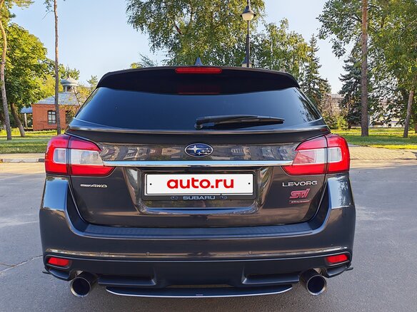 2018 Subaru Levorg I Рестайлинг, серый, 2000000 рублей - вид 3