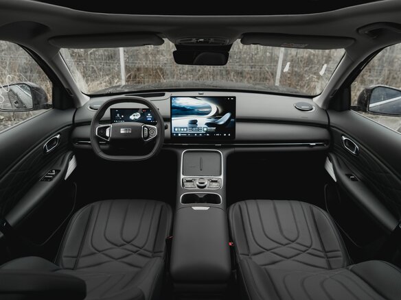 2026 Geely EX5 Гибрид EM-i, чёрный, 3935290 рублей - вид 21