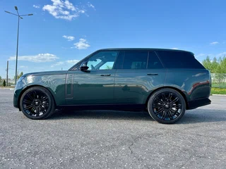 2025 Land Rover Range Rover D300 MHEV V, зелёный, 19500000 рублей, вид 4