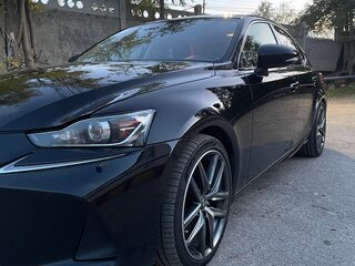 2019 Lexus IS 300h III Рестайлинг, чёрный, 2790000 рублей, вид 1