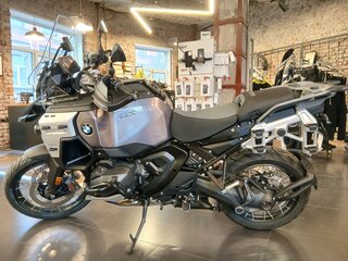 2025 BMW R 1300 GS Adventure, чёрный, 3140000 рублей, вид 2